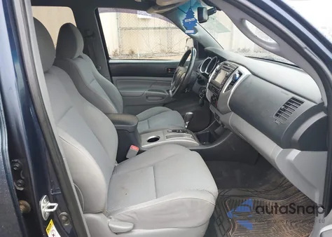 2013 Toyota Tacoma Base V6 z USA, uszkodzony, nr VIN 5TFMU4FN3DX011152